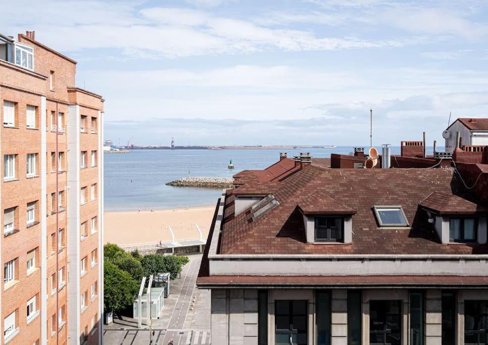 Myhousespain - Moderno Piso Frente Al Mar Хихон Экстерьер фото