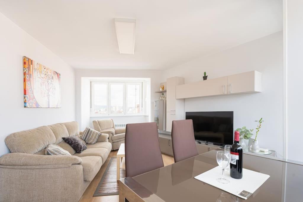 Myhousespain - Moderno Piso Frente Al Mar Хихон Экстерьер фото