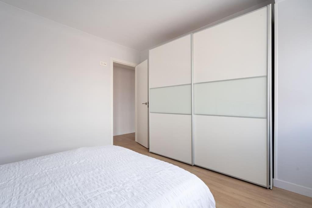 Myhousespain - Moderno Piso Frente Al Mar Хихон Экстерьер фото
